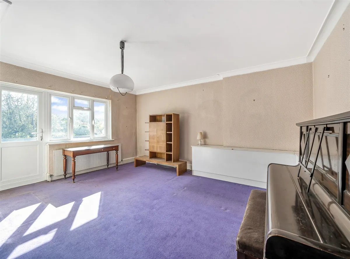 Brondesbury Park, NW2