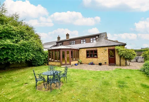 Dairy Way, Abbots Langley, WD5
