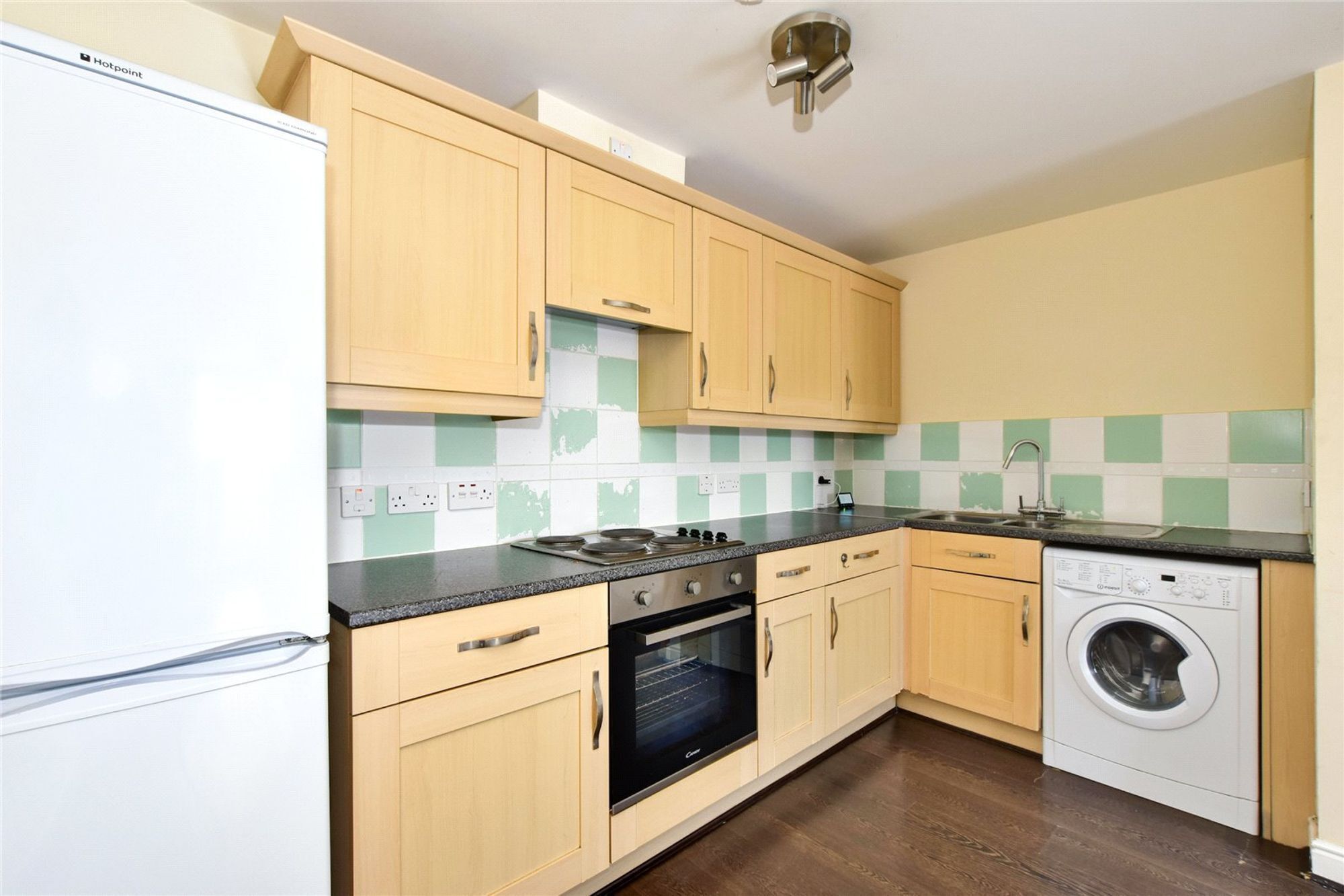 2 bedroom property for sale in Ovaltine Drive, Ovaltine Court Ovaltine