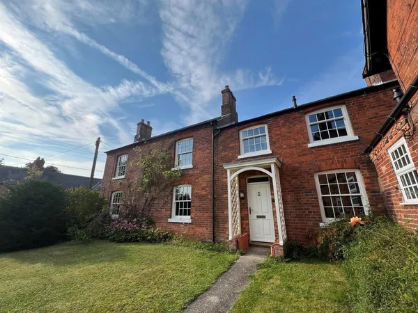 HILLSIDE FARMHOUSE, GRIMSTON