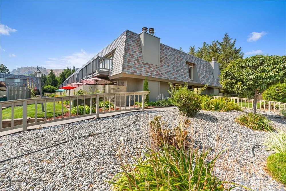 1535 Castlerock Ave, Wenatchee, WA 98801