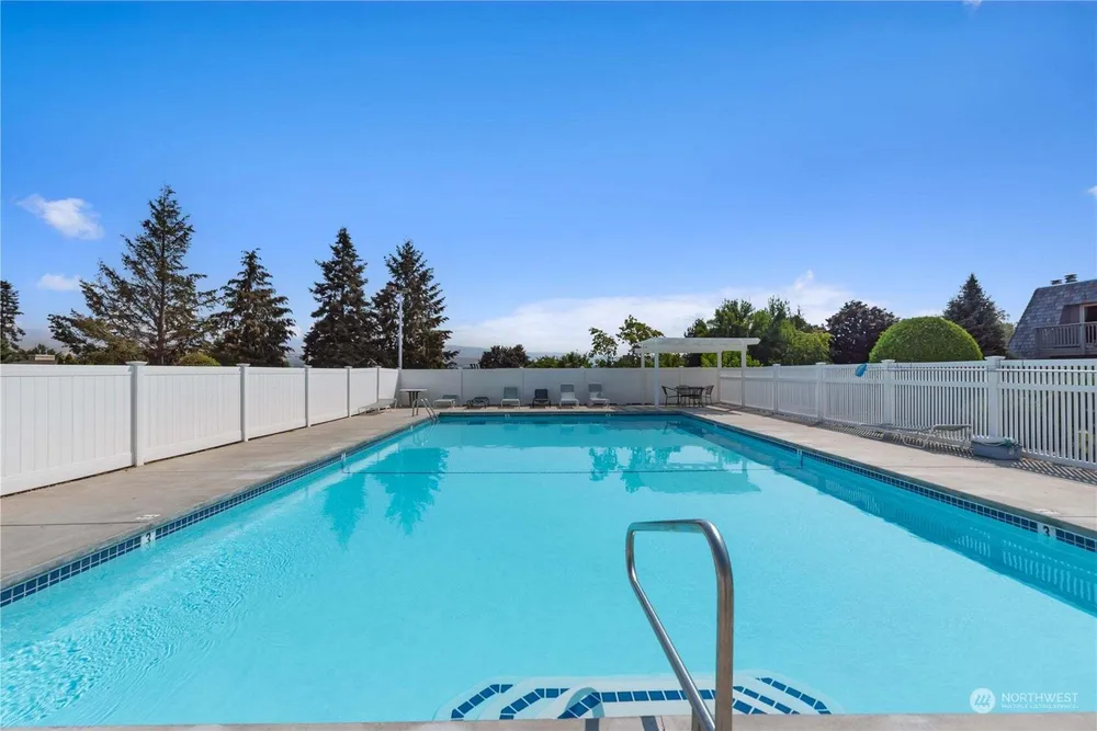 1535 Castlerock Ave, Wenatchee, WA 98801