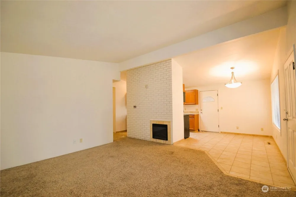 414 SW 122nd St, Burien, WA 98146