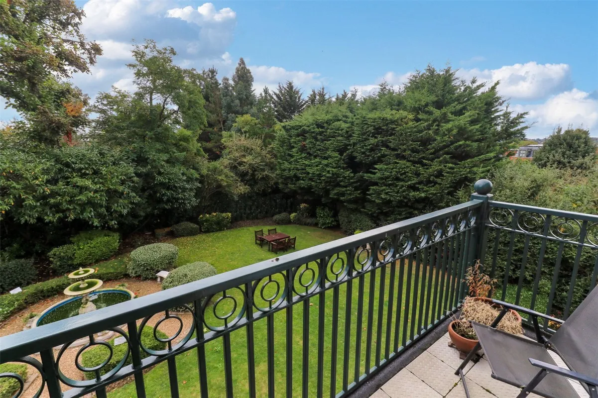 The Ridgeway, Enfield, Middlesex, EN2