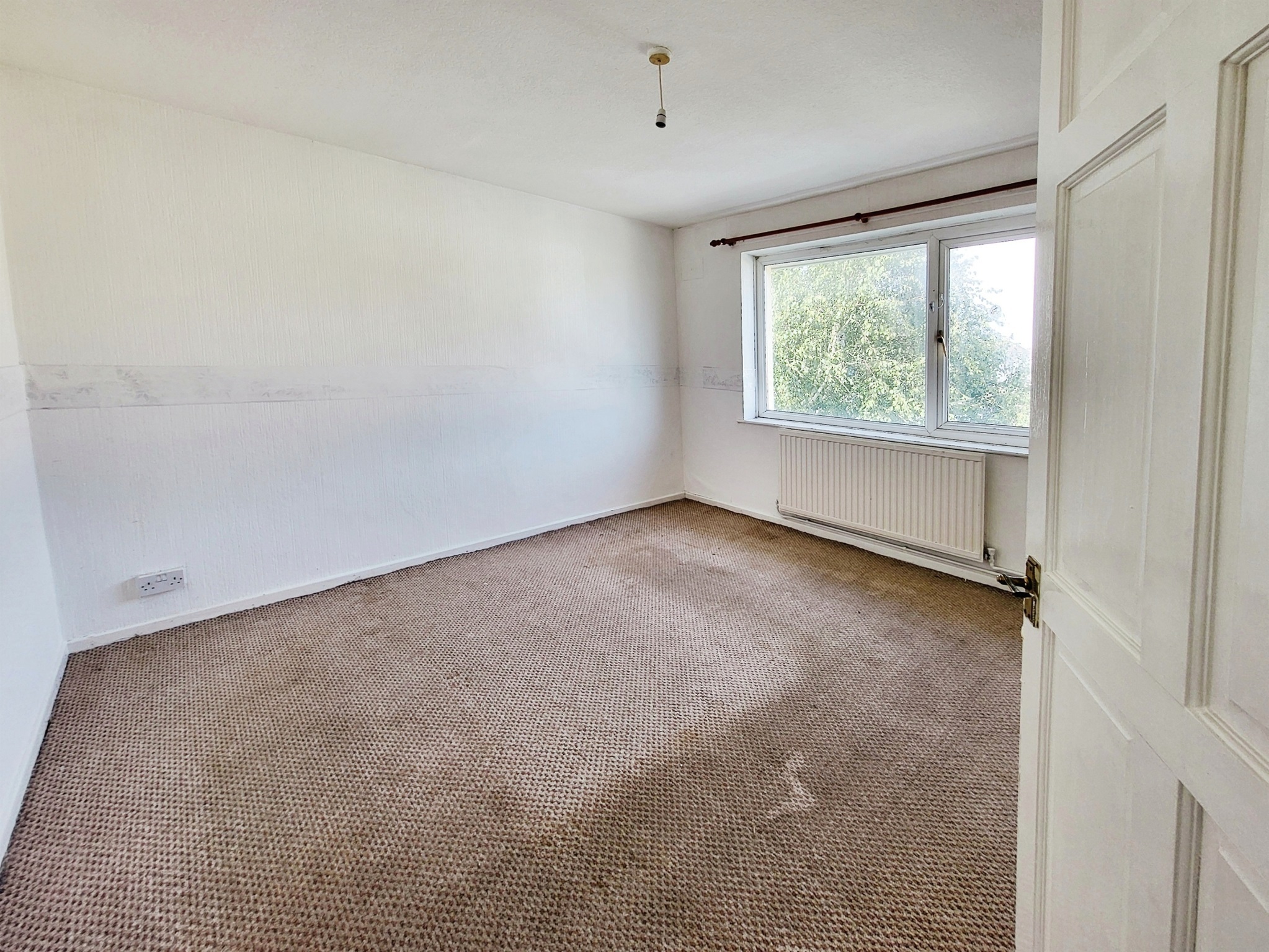 3 bedroom property for sale in Plassey Street, Penarth £325,000