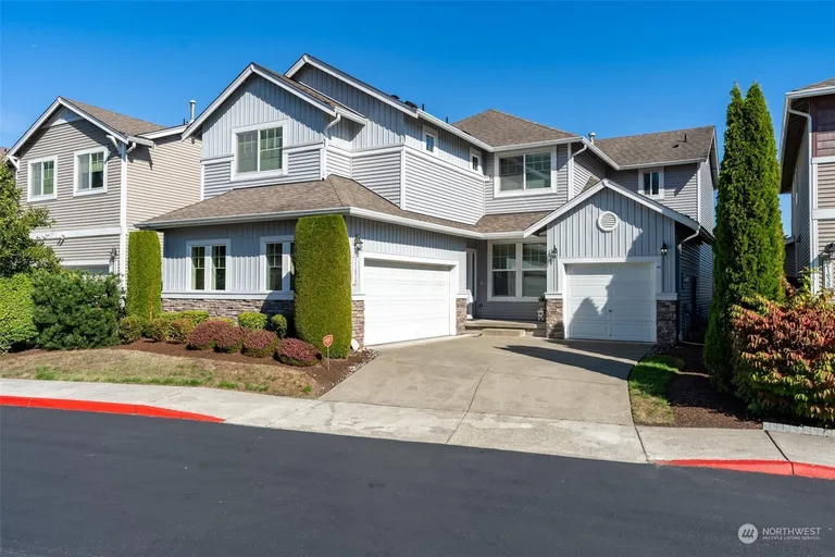 21626 46th Pl S, Kent, WA 98032