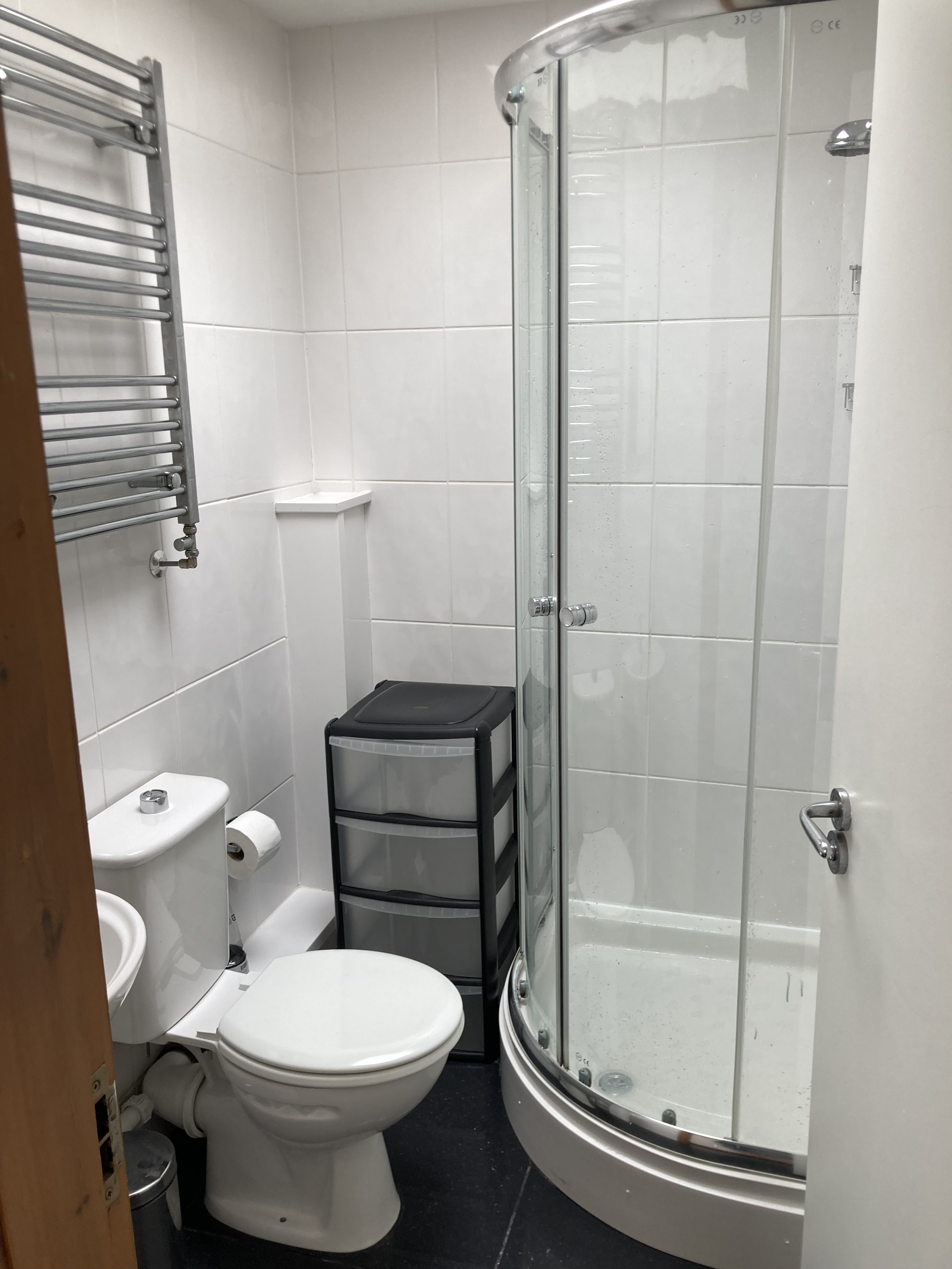 29 Hubert Road Image 16
