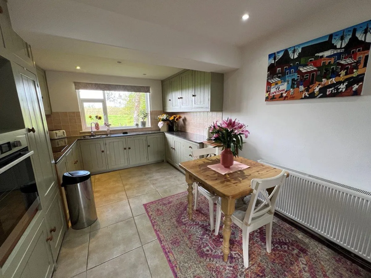 THE WILLOWS, DALBY ROAD, NETHER BROUGHTON