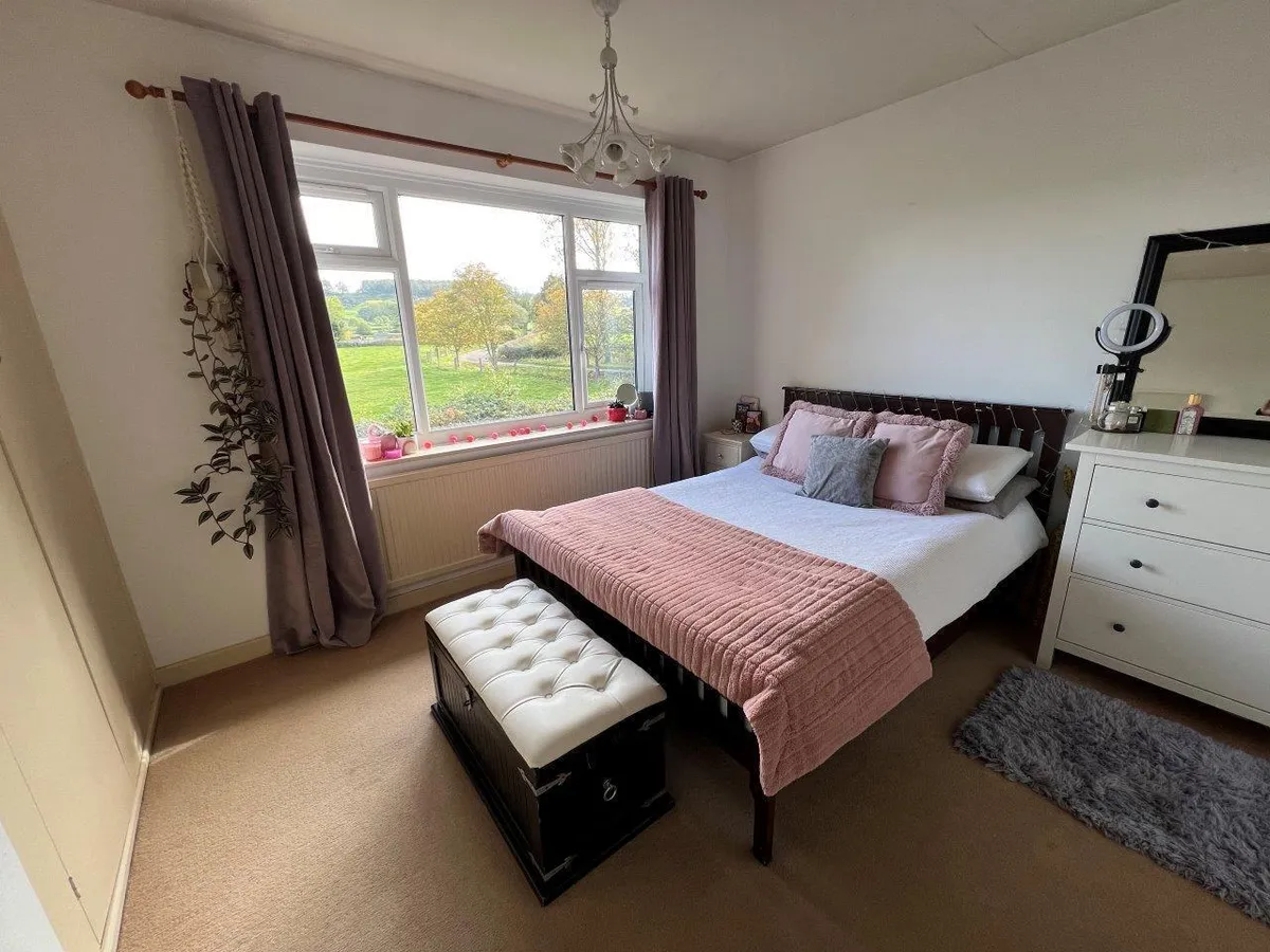 THE WILLOWS, DALBY ROAD, NETHER BROUGHTON