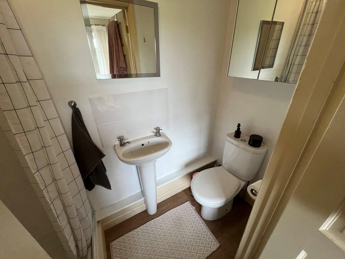 THE WILLOWS, DALBY ROAD, NETHER BROUGHTON