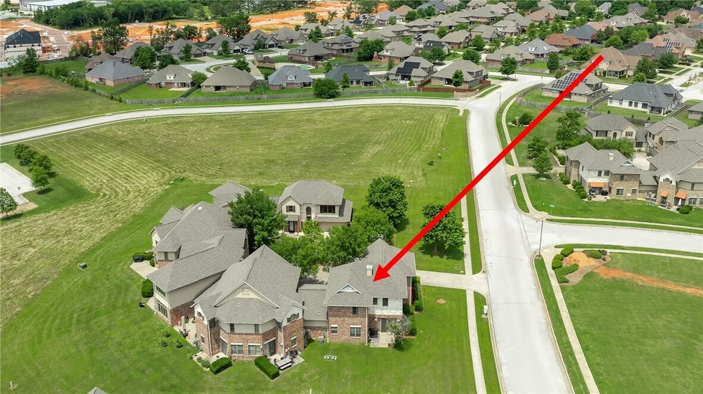2614 S Everest Ave, Rogers, AR 72758