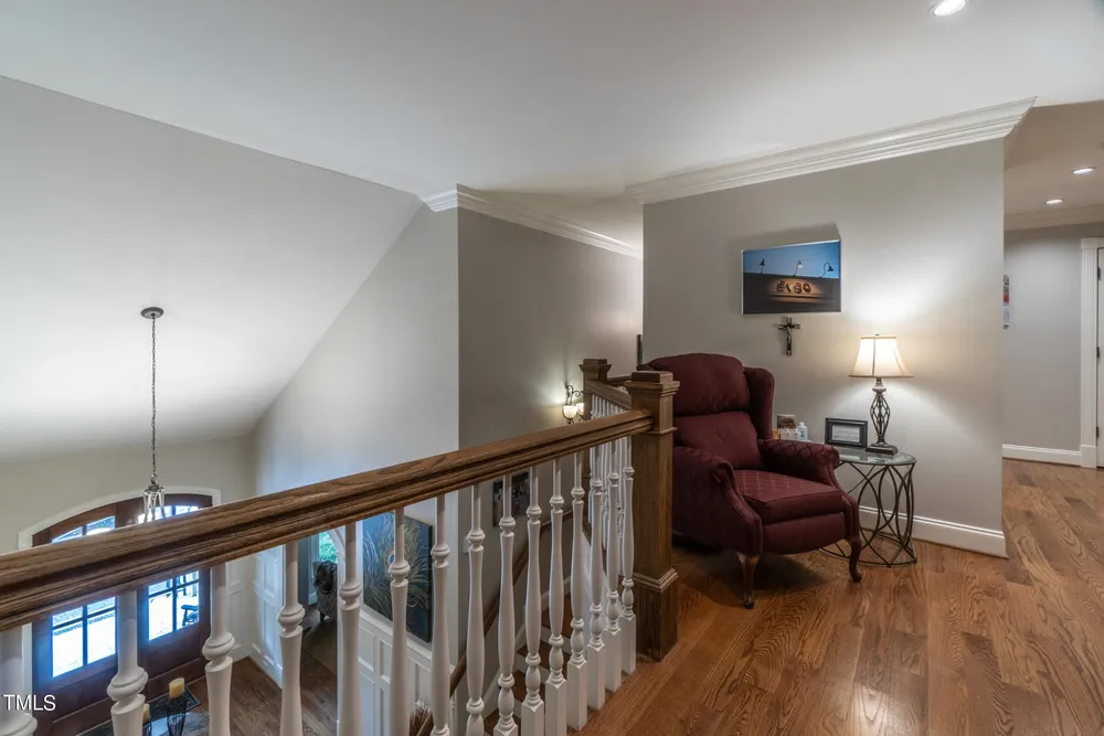 2704 Saint Marys St, Raleigh, NC 27609