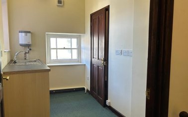 1 Heol Dyrfal, Llangadog, Carmarthenshire.