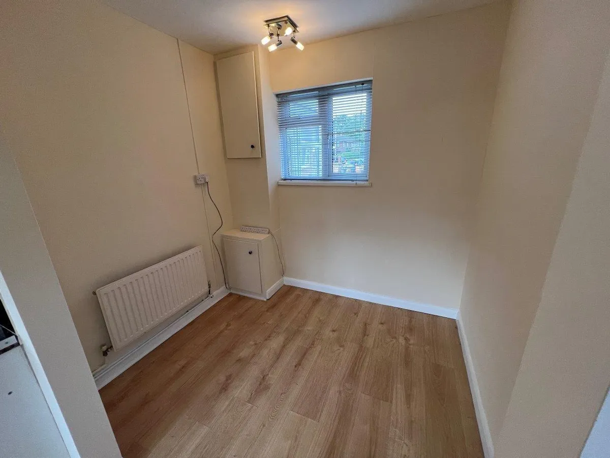 CORNWALL CLOSE, GRANTHAM