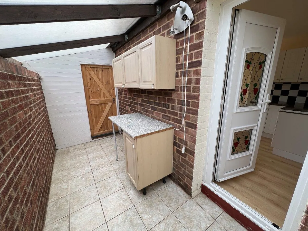 CORNWALL CLOSE, GRANTHAM