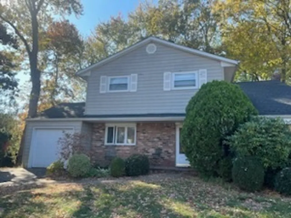 110 Totten Ave, Deer Park, NY 11729