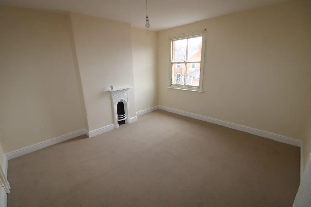 ALGERNON ROAD, MELTON MOWBRAY