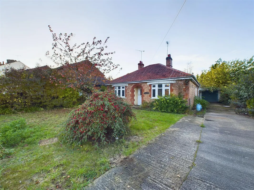 Shipdham Road, Dereham