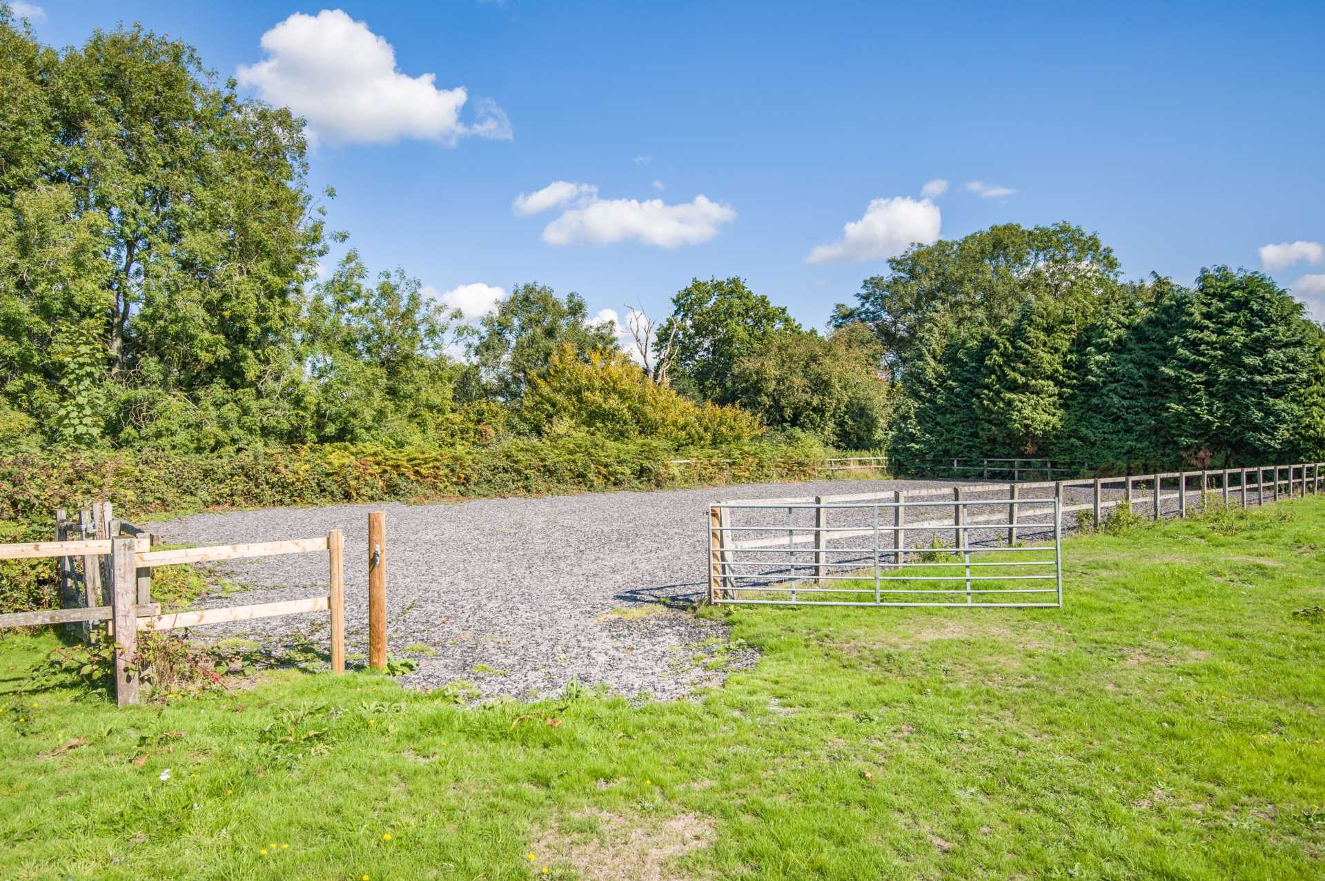 Shaftesbury - 4.37 Acres Image 7