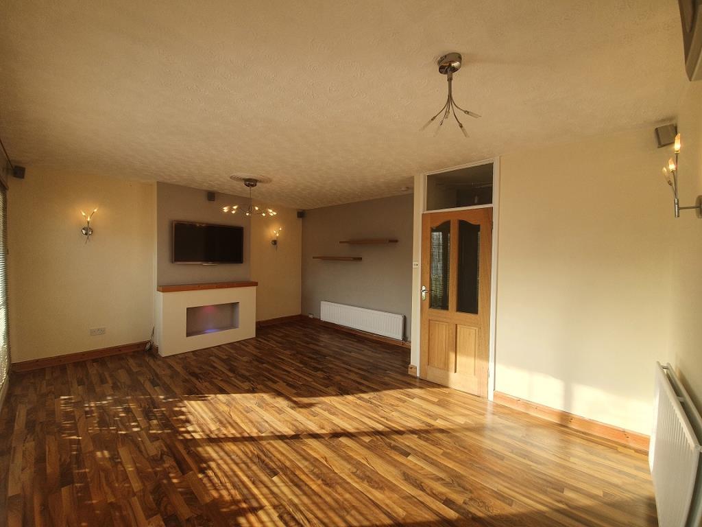 Sunnybank Avenue, Stonehouse Estate, Coventry, CV3 4DQ Image 4