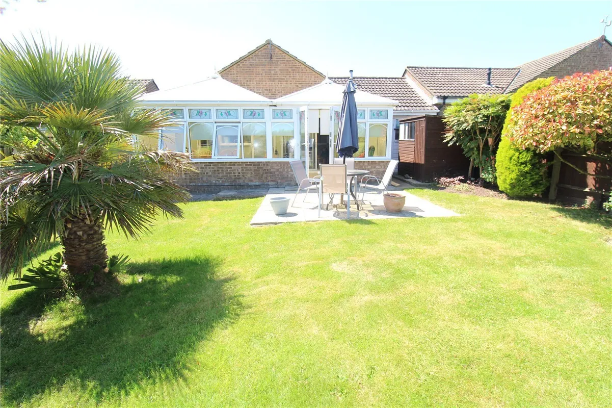 Highcliff Crescent, Rochford, Essex, SS4