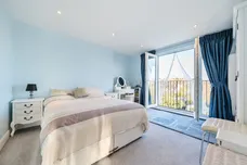 Brycedale Crescent, Southgate, N14 photo 4