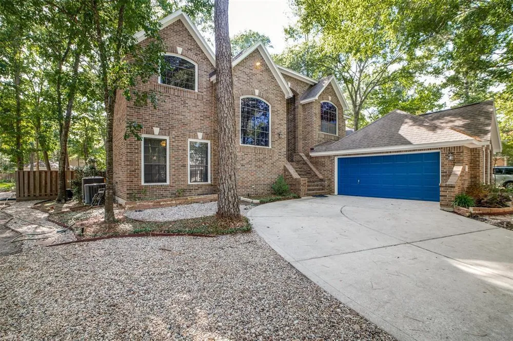 3 Petalcup Pl, Spring, TX 77381