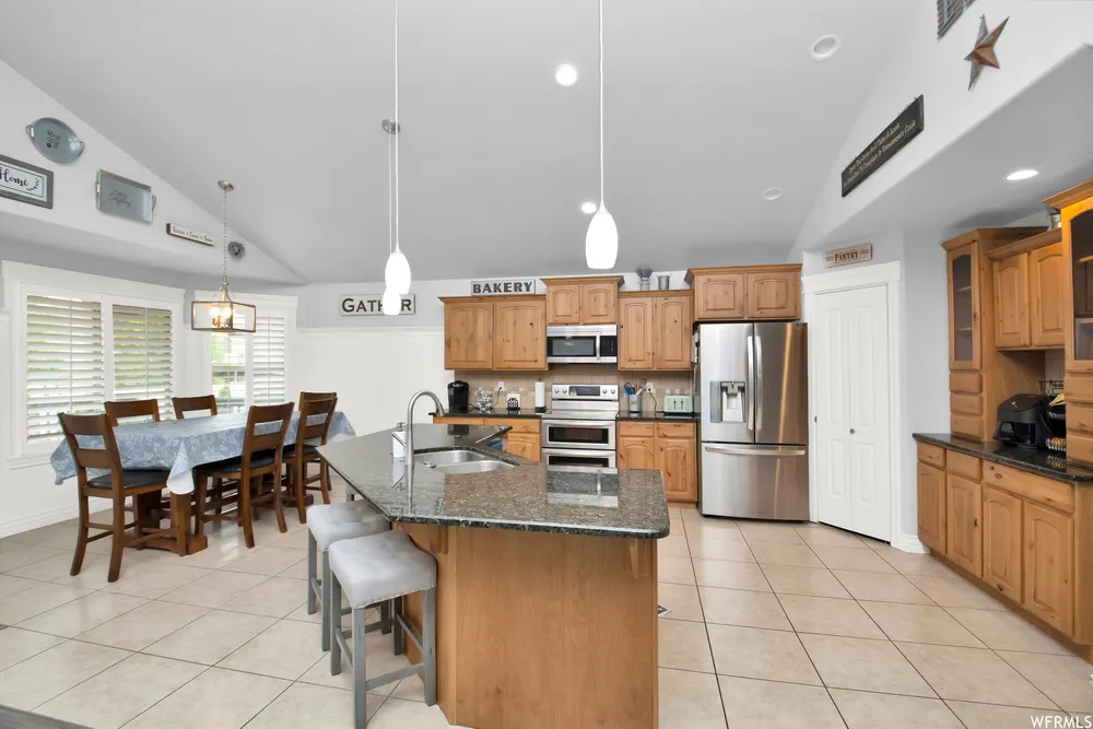 3131 MacIntosh Way, Pleasant View, UT 84414
