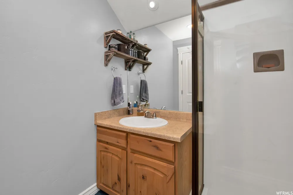 3131 MacIntosh Way, Pleasant View, UT 84414