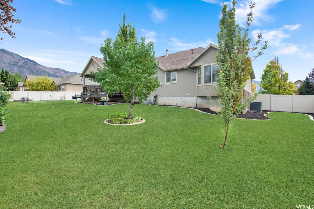 3131 MacIntosh Way, Pleasant View, UT 84414