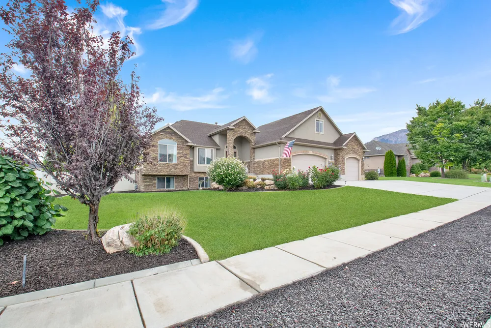 3131 MacIntosh Way, Pleasant View, UT 84414