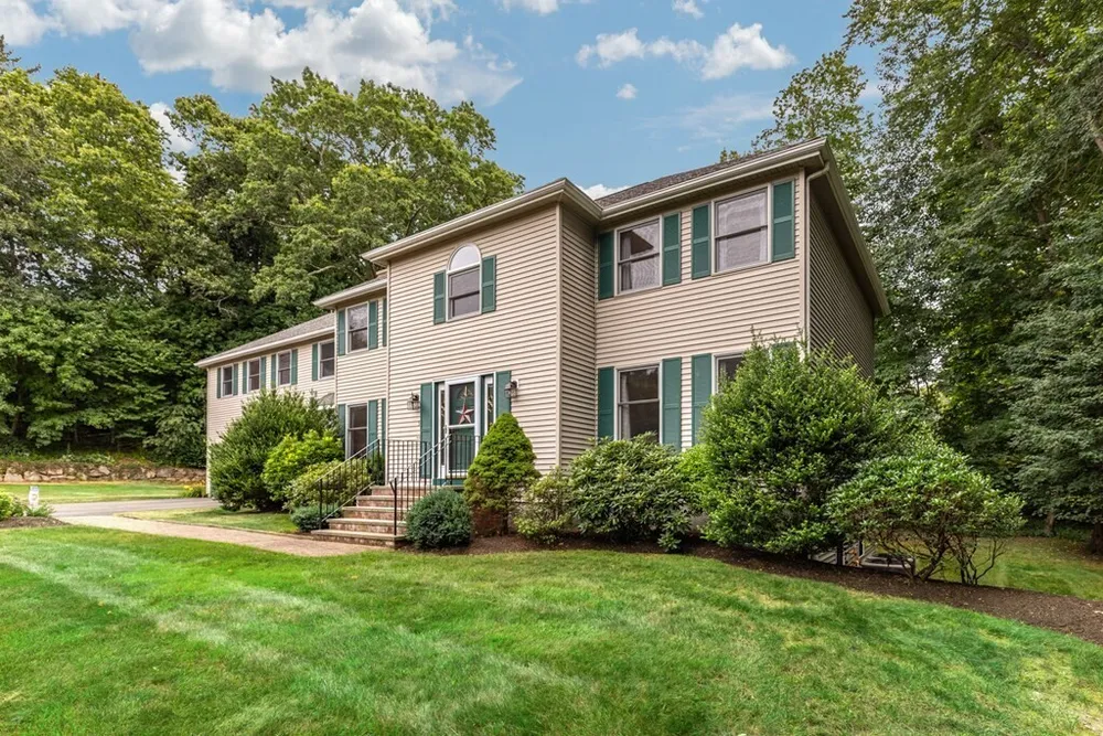 5 Windham Circle, Canton, MA 02021
