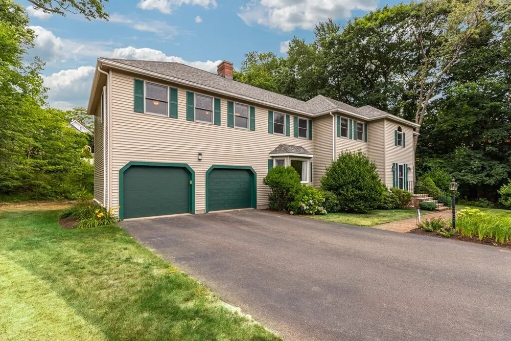 5 Windham Circle, Canton, MA 02021