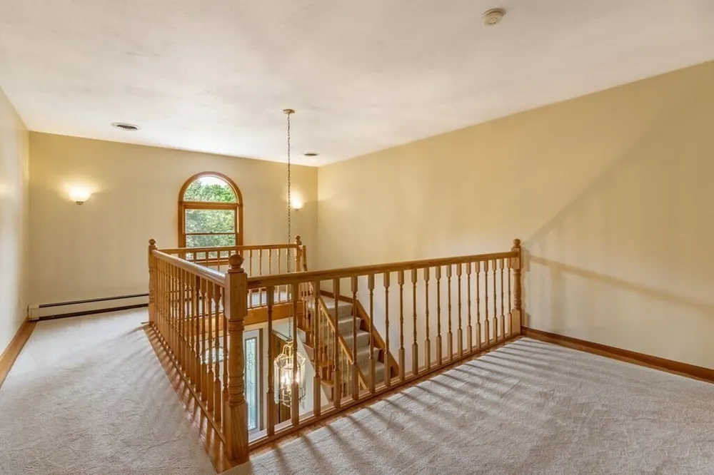 5 Windham Circle, Canton, MA 02021