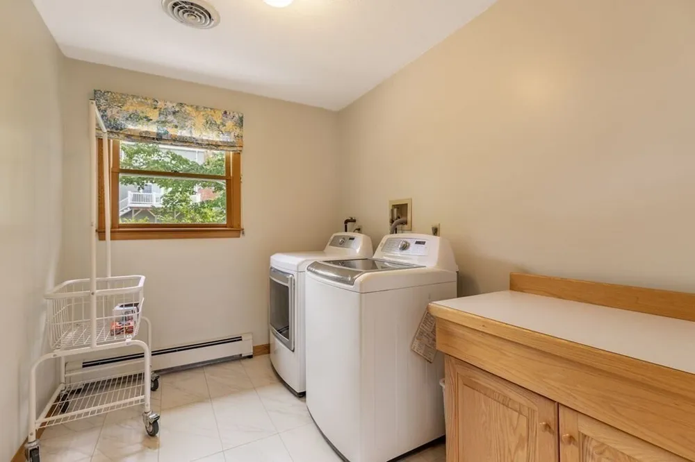 5 Windham Circle, Canton, MA 02021