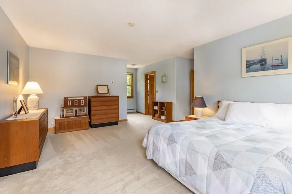 5 Windham Circle, Canton, MA 02021