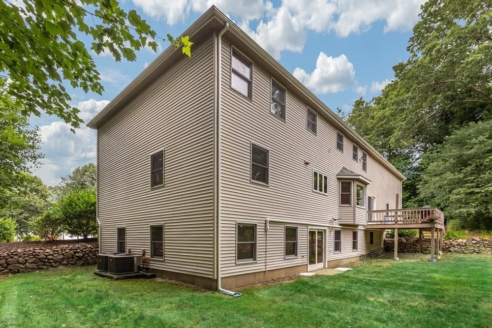 5 Windham Circle, Canton, MA 02021