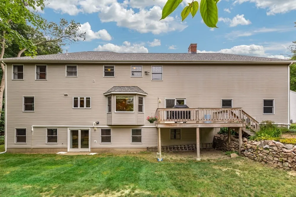 5 Windham Circle, Canton, MA 02021