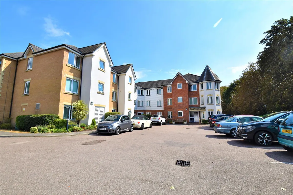 Coachman Court