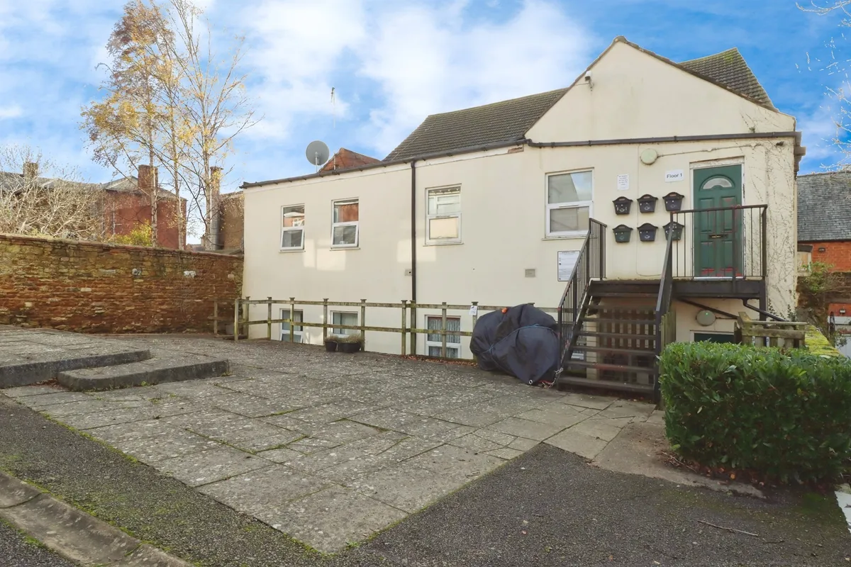 Bridge Street, Rothwell, Kettering
