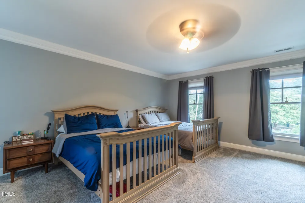 2704 Saint Marys St, Raleigh, NC 27609