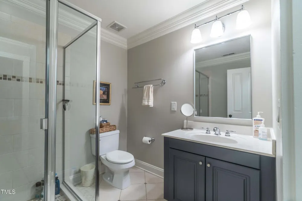 2704 Saint Marys St, Raleigh, NC 27609