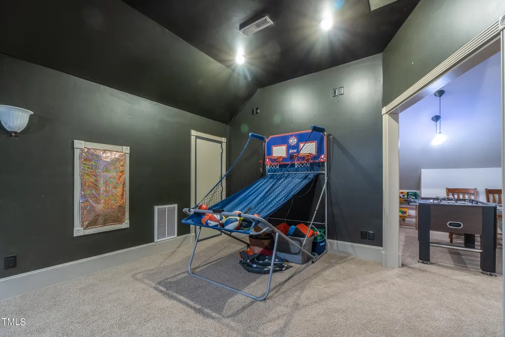2704 Saint Marys St, Raleigh, NC 27609