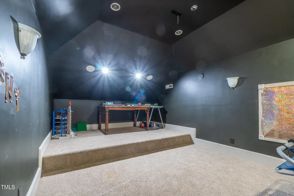 2704 Saint Marys St, Raleigh, NC 27609