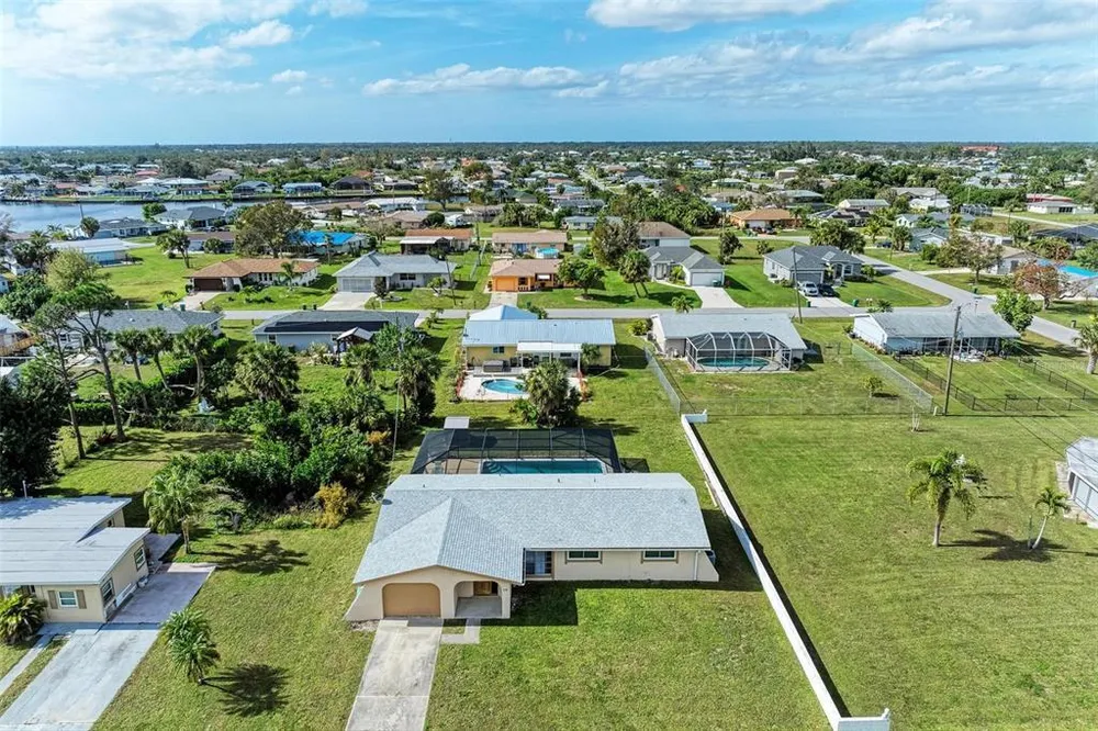 258 Shadow St NW, Port Charlotte, FL 33952