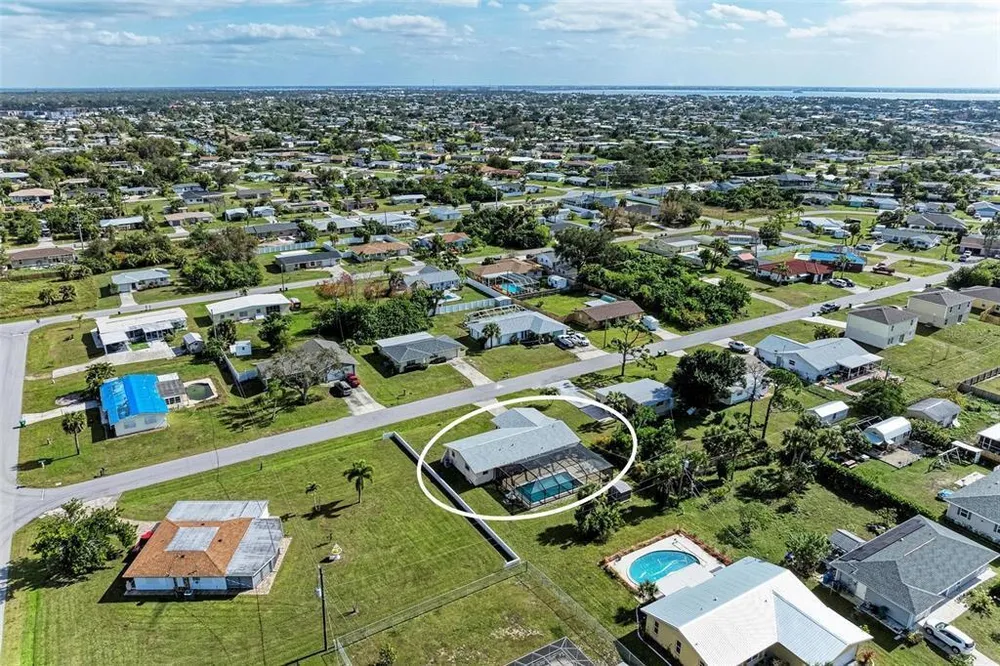 258 Shadow St NW, Port Charlotte, FL 33952