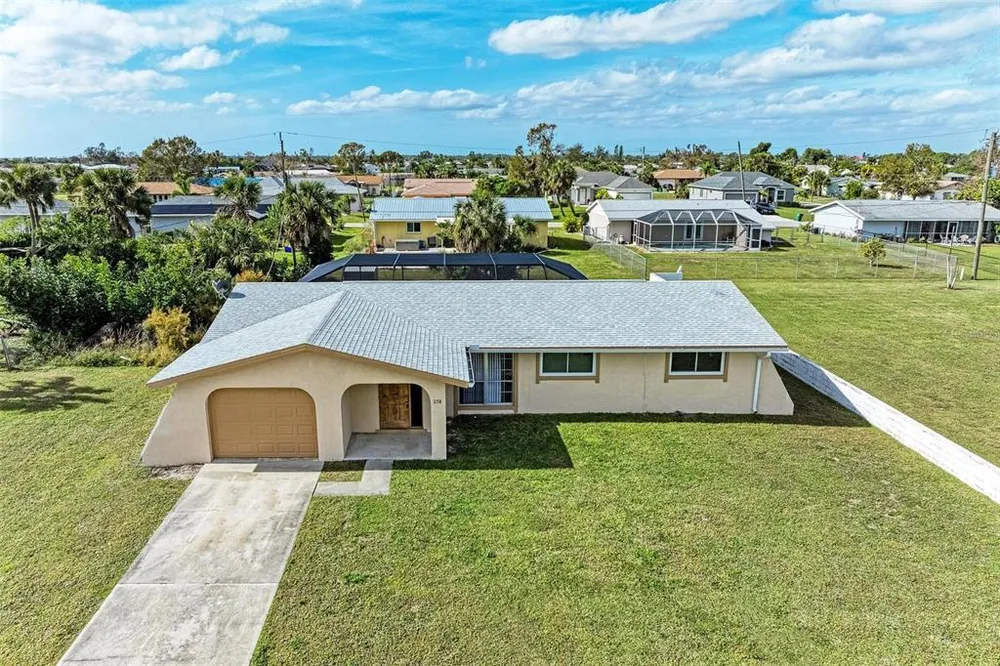 258 Shadow St NW, Port Charlotte, FL 33952