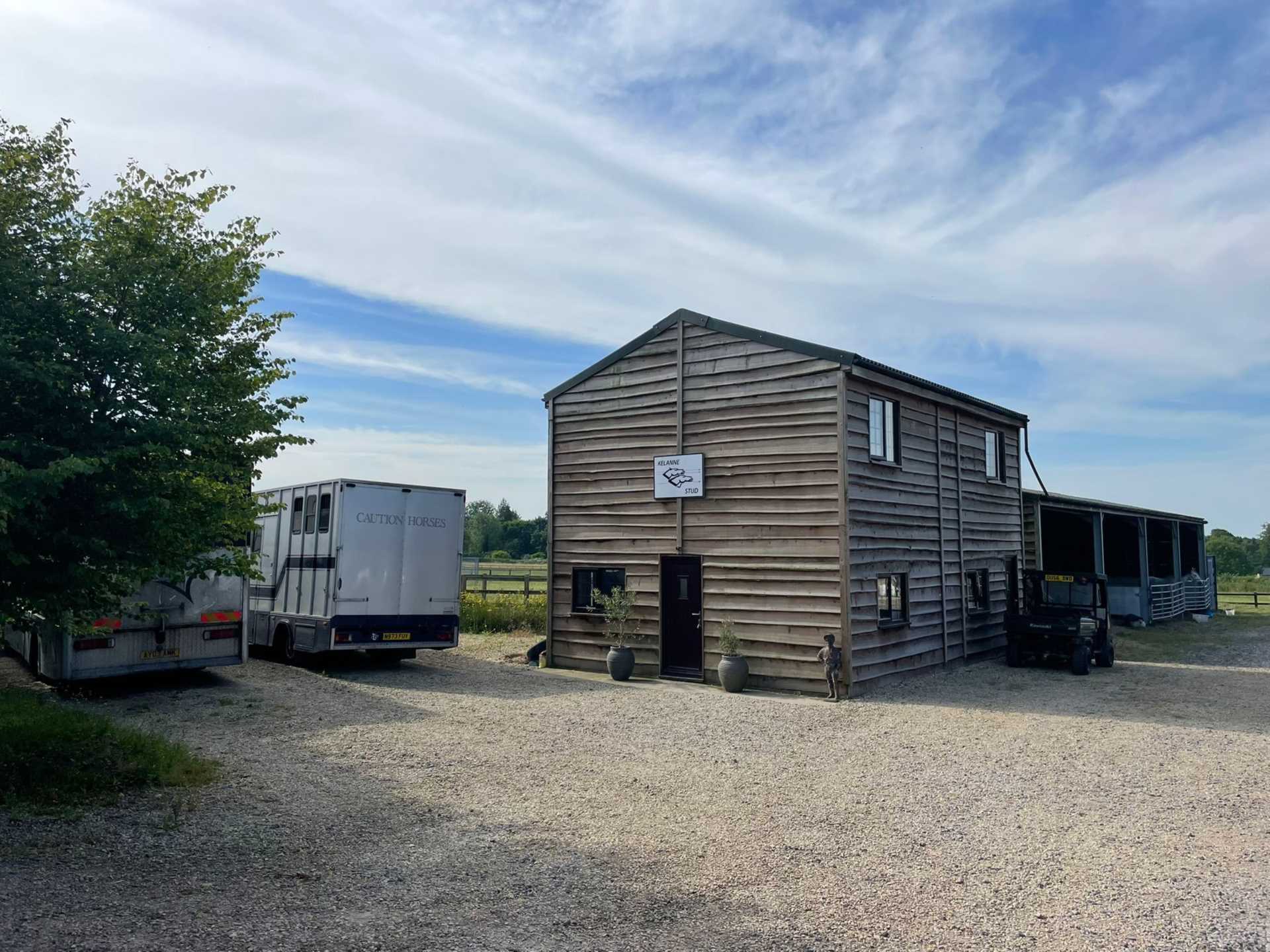 Easterton Sands, Wiltshire Image 7