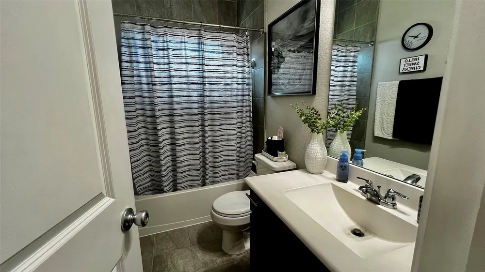 31550 Elkcreek Bend Dr, Hockley, TX 77447