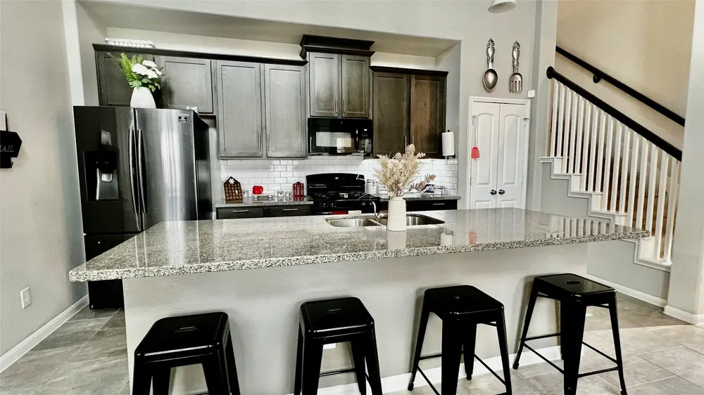 31550 Elkcreek Bend Dr, Hockley, TX 77447